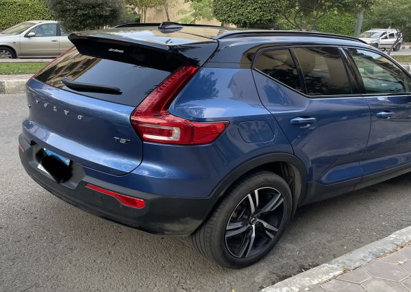 VOLVO-XC 40 ( 2021 )