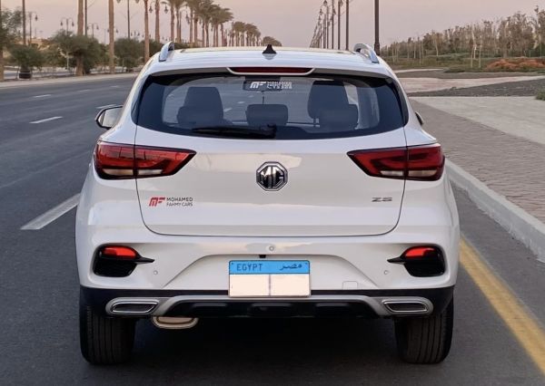 MG - ZS Luxury (2024)