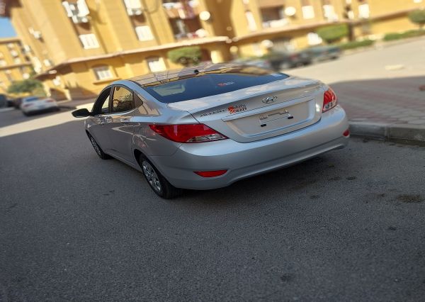 Hyundai - Accent (2025)