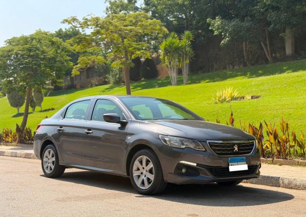 Peugeot - 301 (2022)