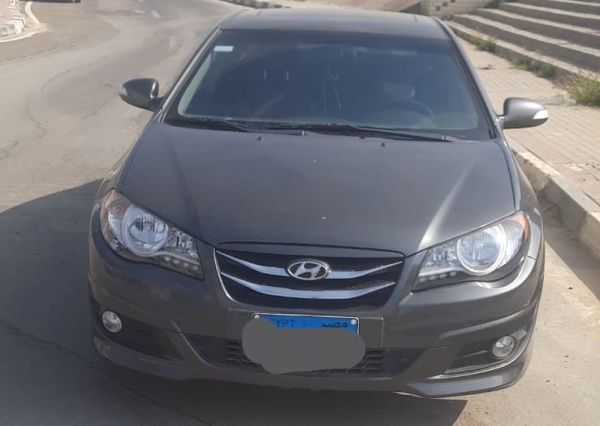 Hyundai Elantra HD  (2021)