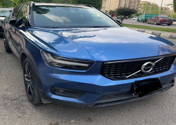 VOLVO-XC 40 ( 2021 )