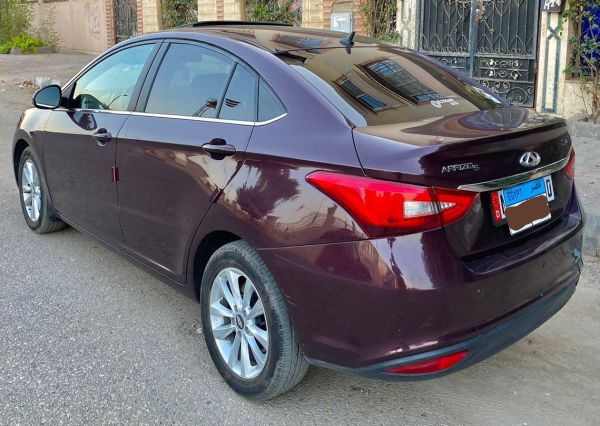 Chery - Arrizo 5 (2023)