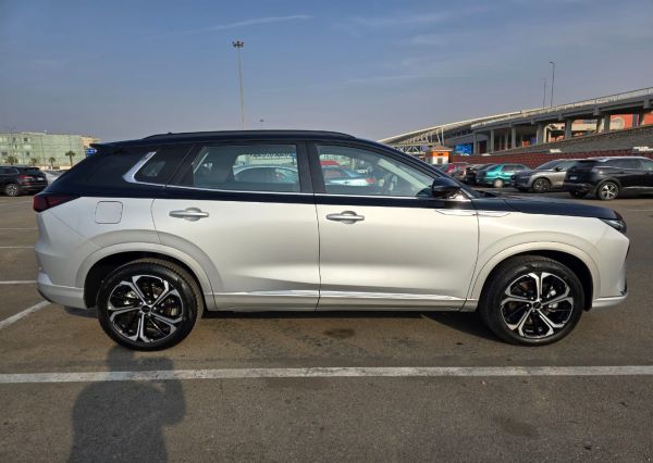 Dongfeng Aeolus Hybrid (2025)