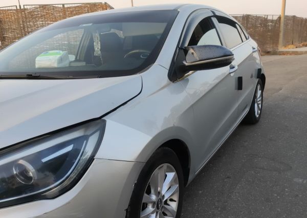Chery - Arrizo 5 ( 2020 )