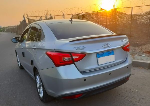 Chery - Arrizo 5 ( 2020 )