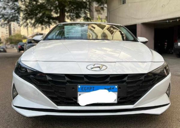 Hyundai - Elantra CN7 (2022)