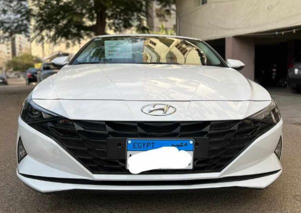 Hyundai - Elantra CN7 (2022)