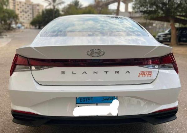 Hyundai - Elantra CN7 (2022)
