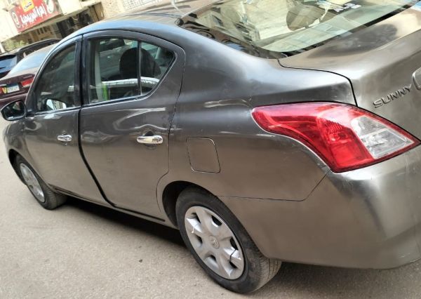 Nissan - Sunny (2021)