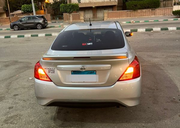 Nissan Sunny (2023)
