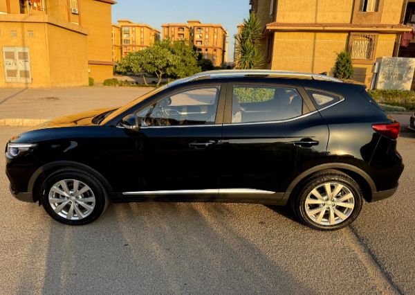 MG - ZS (2025)