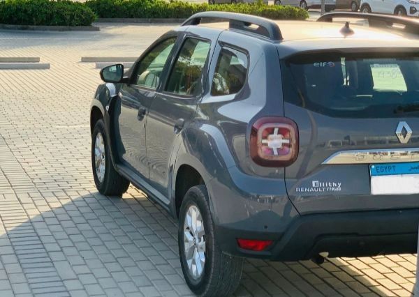 Renault- Duster (2025)
