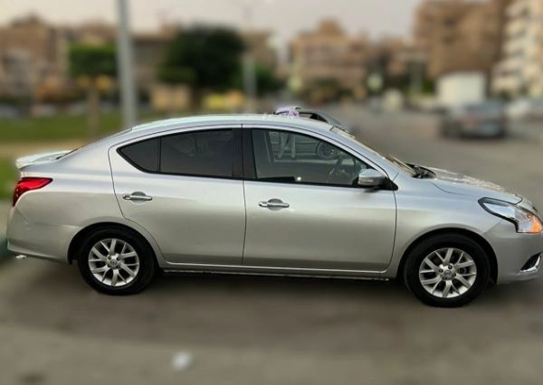 Nissan Sunny (2023)