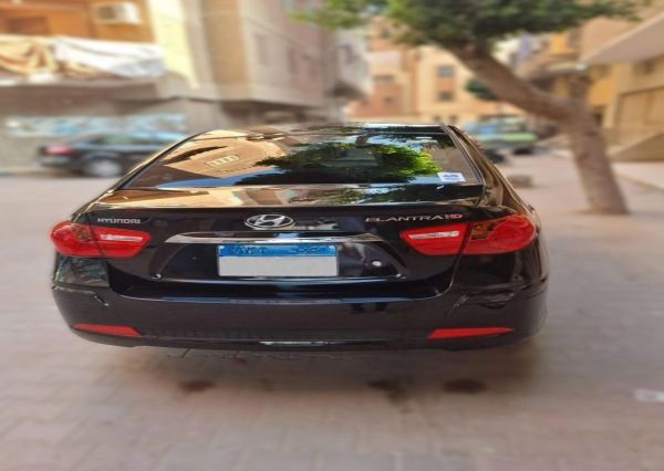 Hyundai - Elantra HD  ( 2023 )