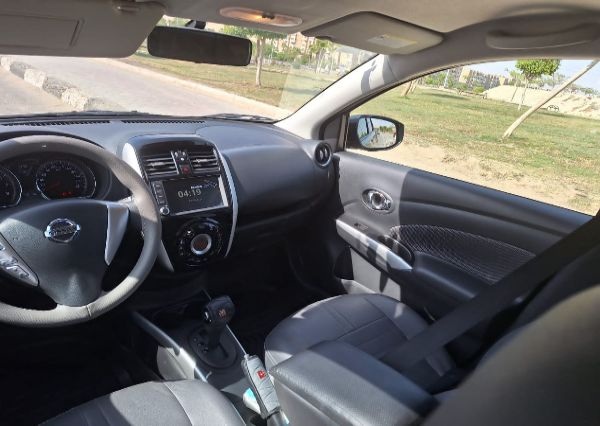 Nissan Sunny  (2025)